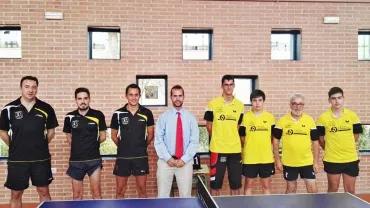imagen de participantes en el encuentro de Tenis de Mesa, septiembre 2017, imagen de Emilio Benito, del TM Miguelturra