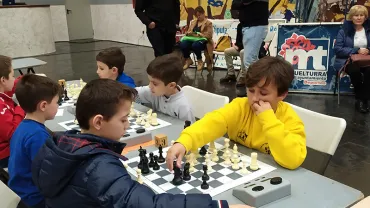 imagen de una de las partidas de ajedrez, 2 febrero 2020, fuente imagen Club Ajedrez Miguelturra