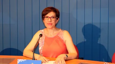 imagen de la alcaldesa de Miguelturra, Victoria Sobrino, dando cuenta de la última Junta de Gobierno, agosto 2018