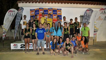 imagen grupal tras la celebración del Campoenato de Vóley Playa, julio 2015