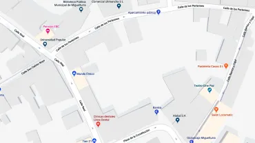 imagen de Google Maps de las calles Perlerines, Real y parking público de Miguelturra