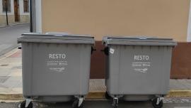 imagen de contenedores de basura cerrados, como debe ser, abril 2021