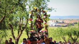 imagen de San Isidro y subida a la ermita, mayo 2018, fuente imagen Rosa María Matas Martínez