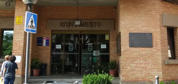 imagen de la fachada del Ayuntamiento de Miguelturra