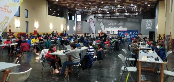 imagen de la disputa del Campeonato de Ajedrez, 25 abril 2021, imagen del Club de Ajedre Miguelturra