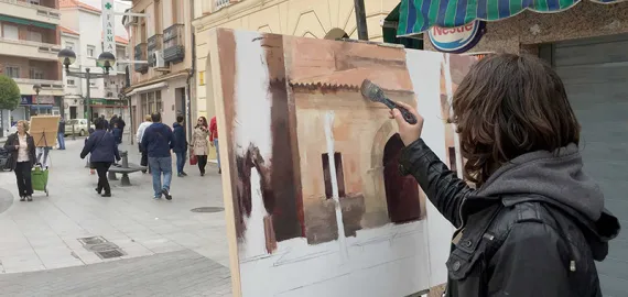 imagen de artista durante el Certamen de Pintura Rápida del pasado año 2018 en Miguelturra