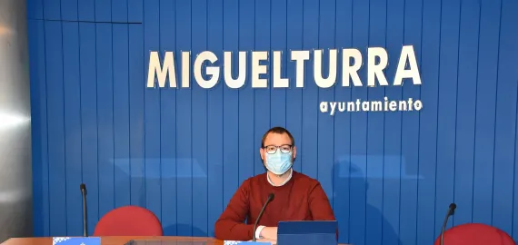 imagen del concejal Pedro Mellado, en rueda de prensa, Miguelturra mayo de 2021.