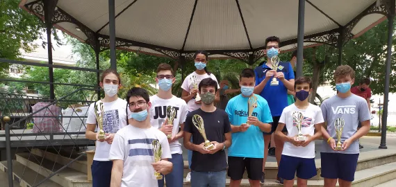 imagen de componentes del Ajedrez Miguelturra en el torneo de Ciudad Real, agosto de 2021