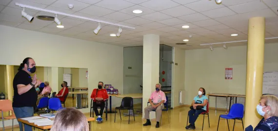 imagen del taller de risoterapia, octubre de 2021