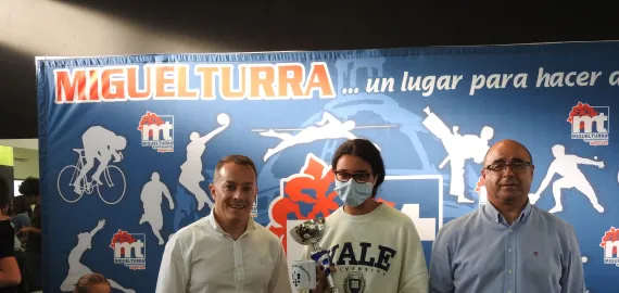 imagen ganadora torneo ajedrez Cristo 2022, fuente imagen Club Ajedrez Miguelturra