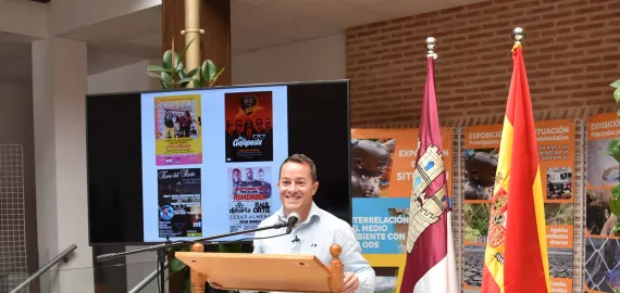 rueda de prensa presentación conciertos verano 2022 Miguelturra