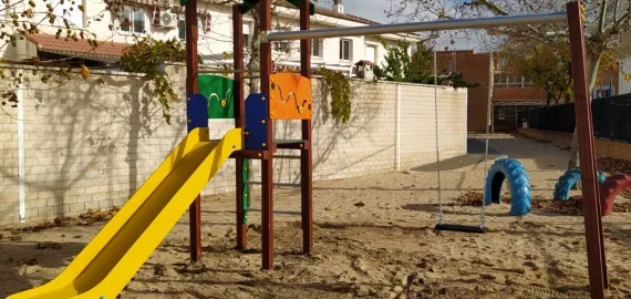 parque infantil CEIP El Pradillo, diciembre 2022