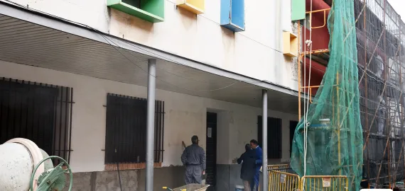 obras fachada Escuela de Música, marzo 2023