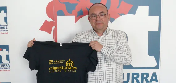 imagen Pedro Redondo en Radio Miguelturra, abril 2023