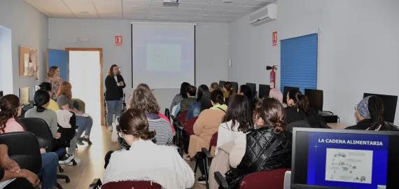 Imagen del curso de Manipulación de Alimentos, Miguelturra abril de 2024