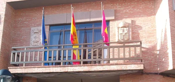 Fachada del ayuntamiento de Miguelturra, julio 2026