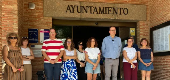 Minuto de silencio víctimas incendio Almería, Miguelturra 10 de julio de 2026