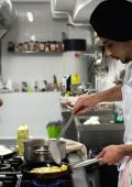 curso imagen relacionada con cocina y manipulación de alimentos