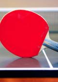 curso imagen de paleta y pelota de tenis de mesa