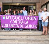 Minuto silencio por las víctimas de violencia machista, Miguelturra octubre de 2026